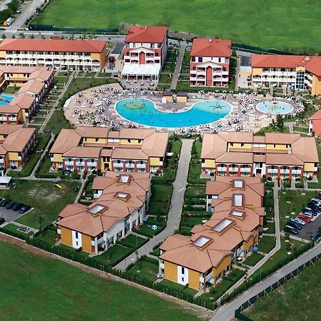 Pini Village Lido Altanea Καόρλε Εξωτερικό φωτογραφία